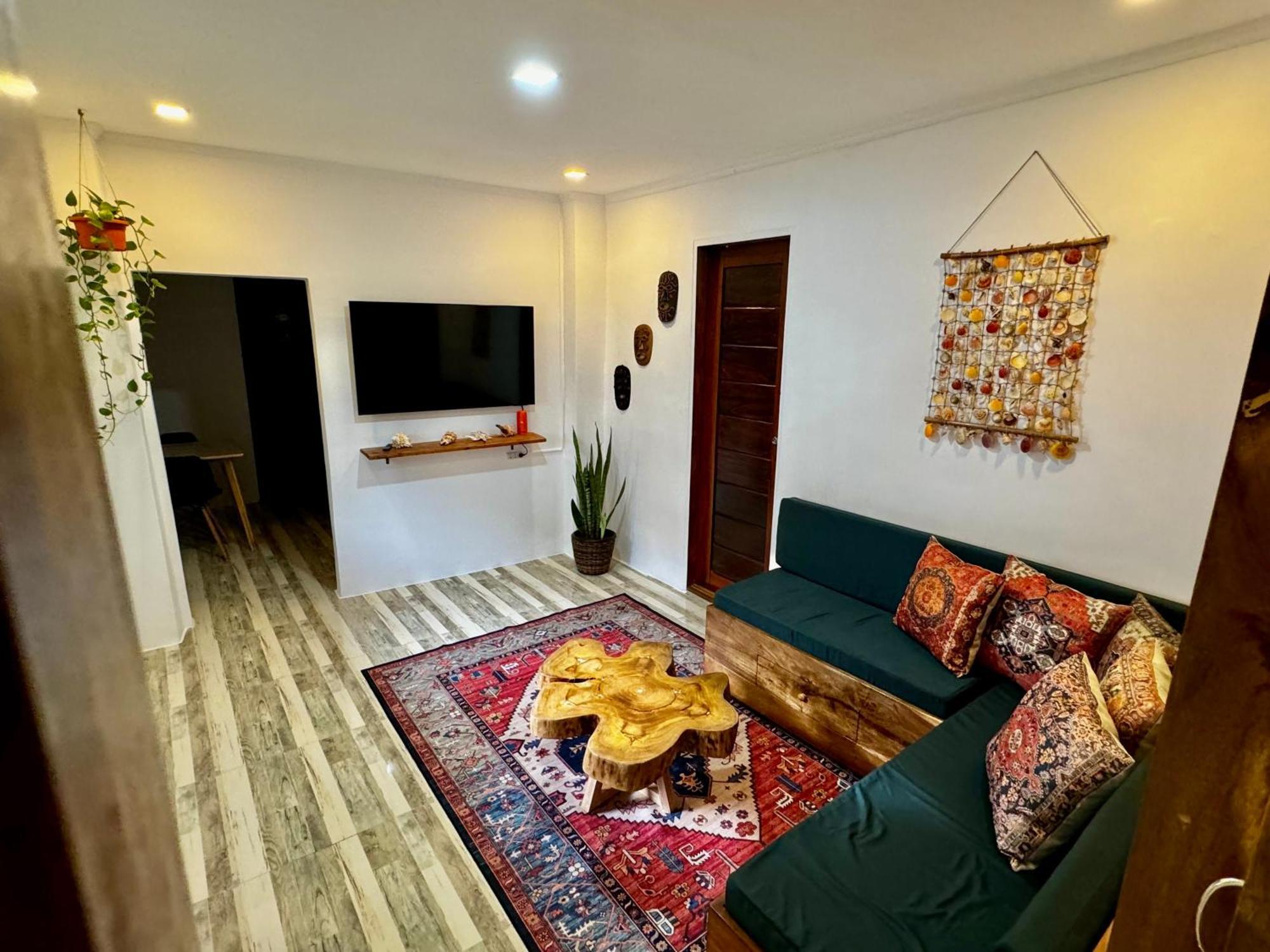 Araw Homestay - Boutique Comfort 卢纳将军城 外观 照片