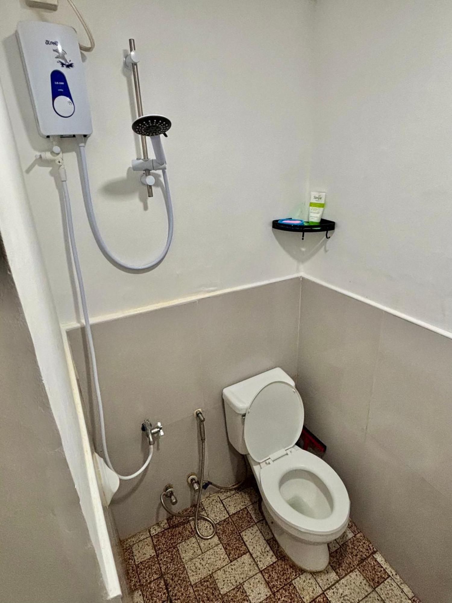 Araw Homestay - Boutique Comfort 卢纳将军城 外观 照片